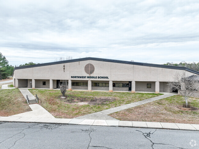 The student population of Northwest Cabarrus Middle is 814 and the school serves grades 6-8.