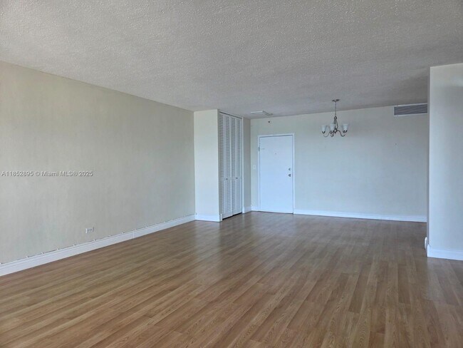 Brickell Townhouse unit 18U, Miami, FL 33129 - photo 5