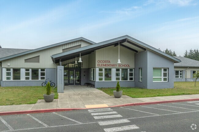 Ocosta Elementary School serves kids in the area.