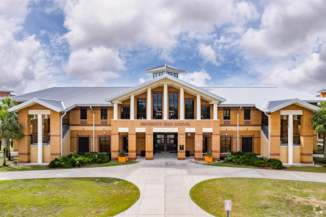 University High School, Orange City FL Rankings & Reviews - Homes.com