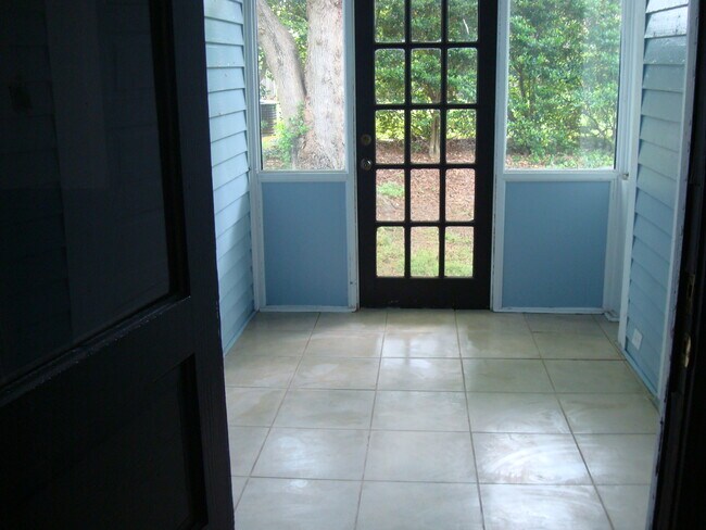 309 W Council St, Salisbury, NC 28144 - photo 7