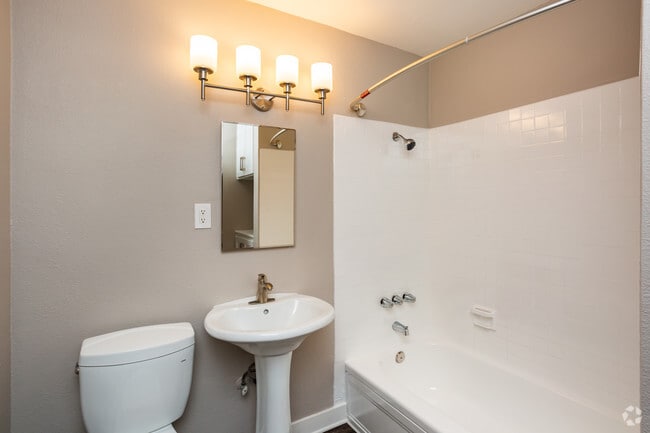 The Island Apartments, Pico Rivera, CA 90660 - photo 3