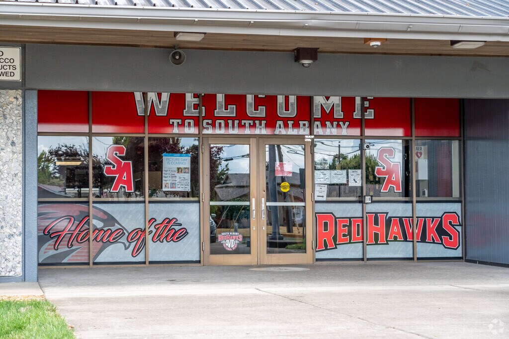 South Albany High School serves grades 9-12 in Albany, Oregon.