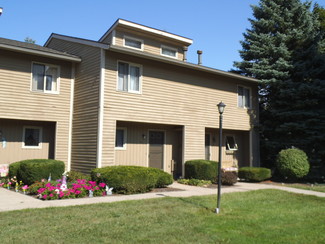 61 4th Ave, Oswego, NY 13126