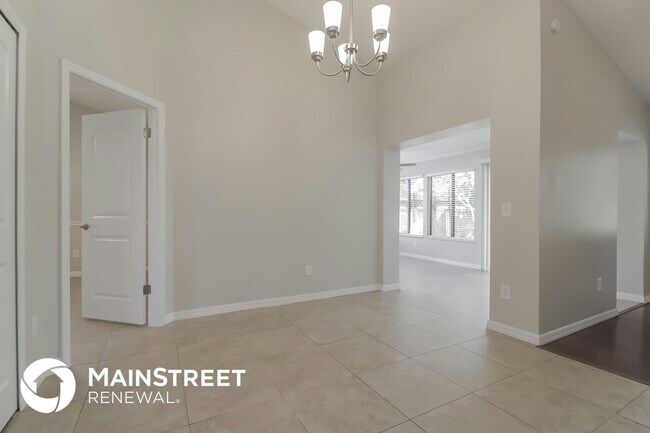 320 Morning Glory Dr, Lake Mary, FL 32746 - photo 4