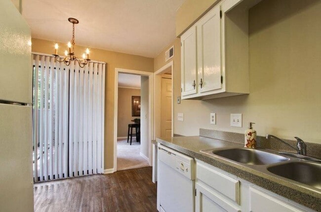 Carleton Apartments, Jackson, MS 39211 - photo 7