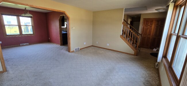 N6188 Shadybrook Ln, Sheboygan, WI 53083 - photo 5