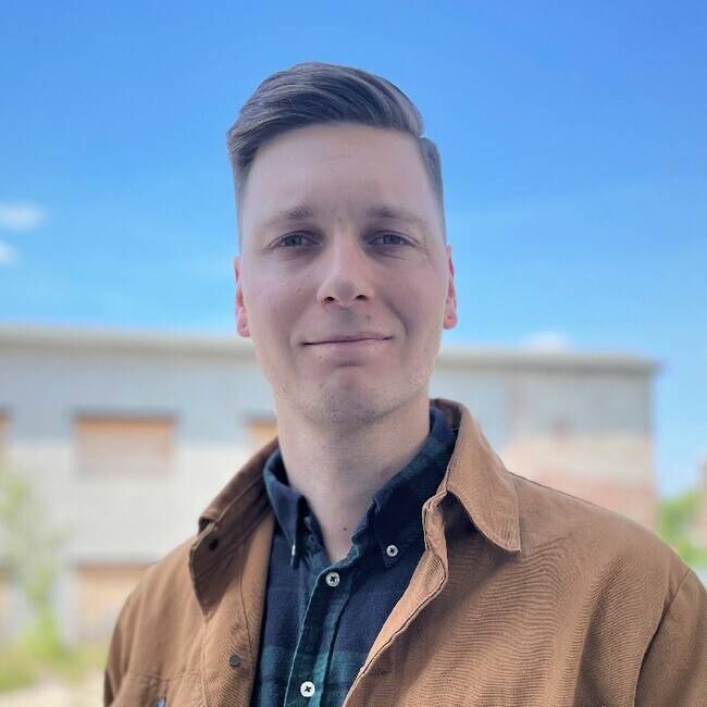 Agent Photo