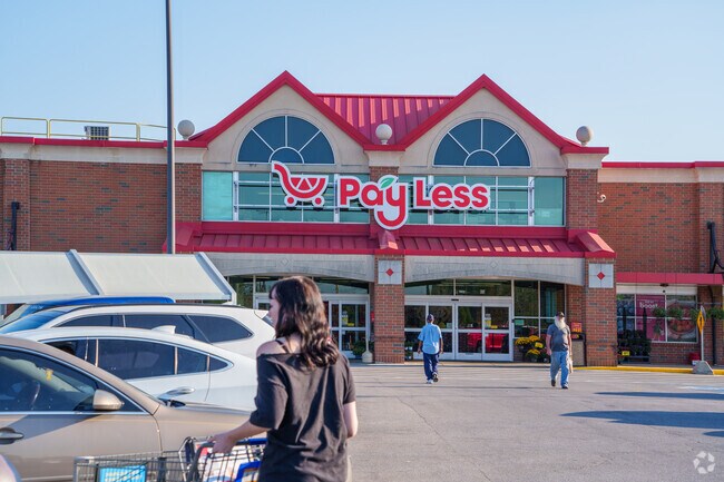 Payless is the go-to grocery store for many Sawmill residents.