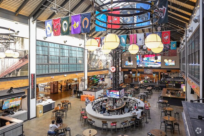 Live music, dining, and bars make Waterside a big tourist attraction near Ingleside in Norfolk.