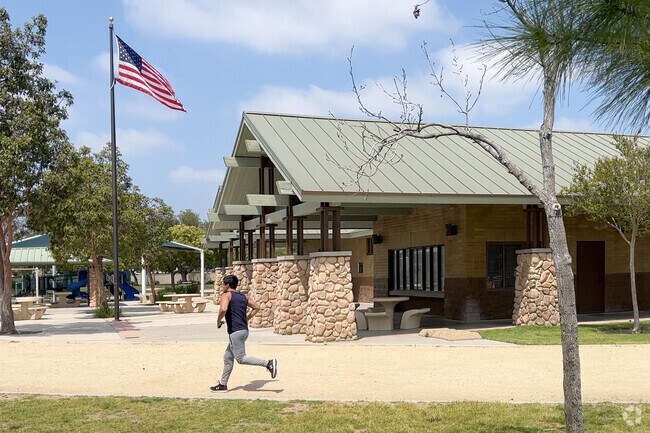 On a sunny day, you can take a jog around Grijalva Park in the city around Villa Park, CA.