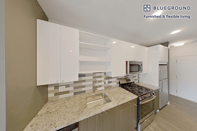 2 Leighton St unit FL3-ID5627A, Cambridge, MA 02141 - photo 5