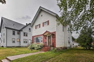 517 11th Ave W Unit Upstairs, Ashland, WI 54806