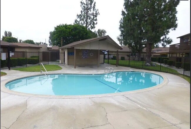 2131 1/2 S Broden St, Anaheim, CA 92802 - photo 7