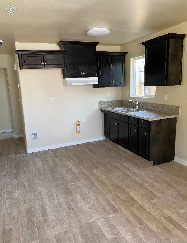 105 Asti St, Delano, CA 93215