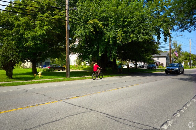 Take a nice bike ride through the Hamlin neighborhood.