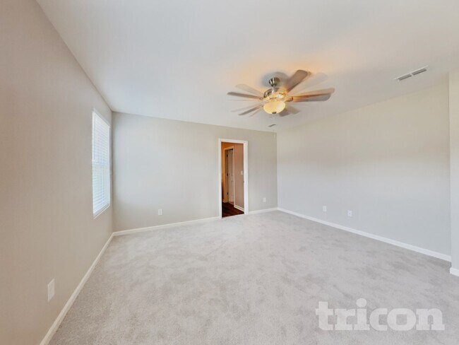 229 Babbling Brk Dr, Clayton, NC 27520 - photo 7