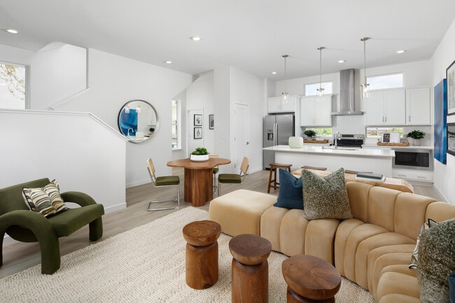 Four 40 West Lot 1E Web-4.jpg