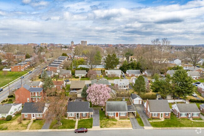 The leafy quiet suburb of Prospect Heights celebrates all of the downtown Lancaster amenities.