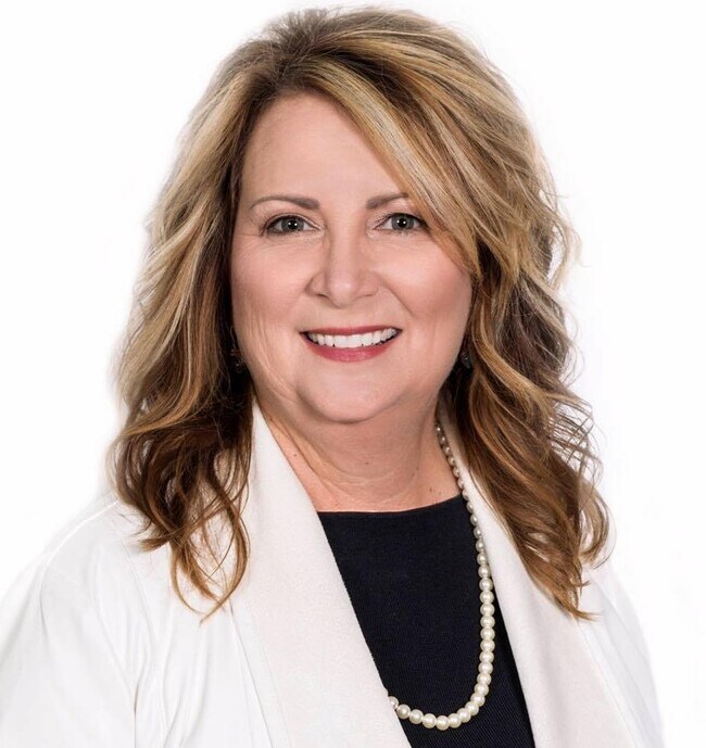 Shelly Diepenbrock