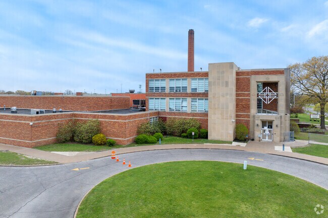 Foreign Language Immersion and Cultural Studies School offers public immersion programs.