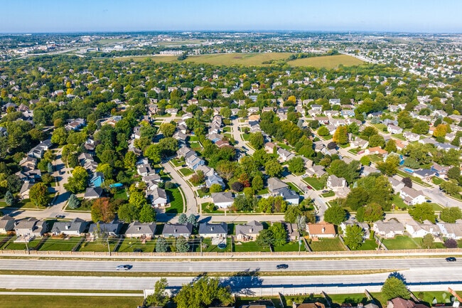 The main roads bordering Bent Creek allow residents access to Dodge Street and beyond.