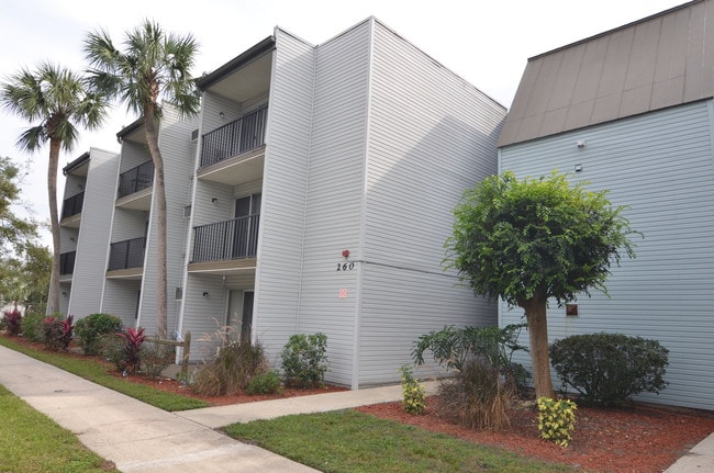 Hideaway Oaks Studios, Altamonte Springs, FL 32714 - photo 5