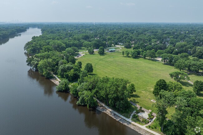 River Park is a small residential enclave that borders the Mississippi River.