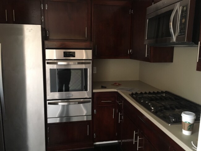 5711 Carlton Way, Los Angeles, CA 90028 - photo 7