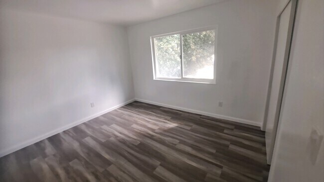 621 Grand Fir Ave unit 3, Sunnyvale, CA 94086 - photo 2