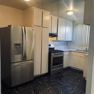 5615 Satsuma Ave, North Hollywood, CA 91601