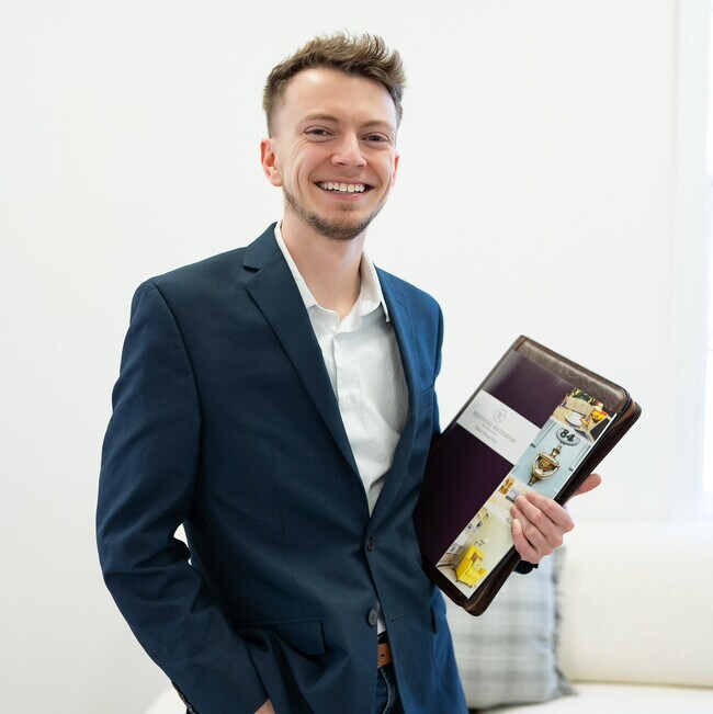 Agent Photo