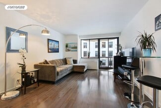 45 E 25th St, New York, NY 10010