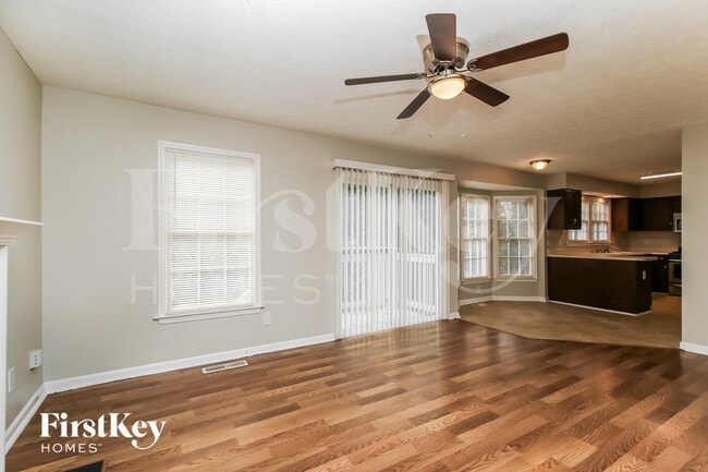 1877 Wedgewood Dr, Stone Mountain, GA 30088 - photo 4