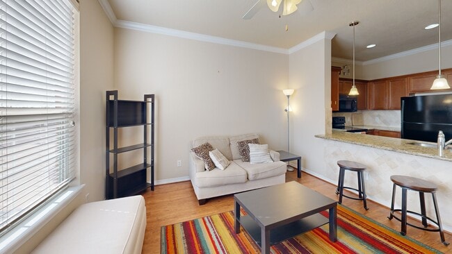 1198 Jones Butler Rd unit 3110, College Station, TX 77840 - photo 2