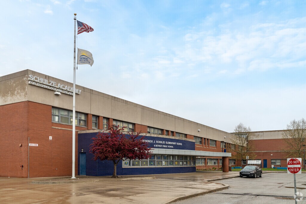 Schulze Academy, located in Bagley, offers a technology-based academic experience where all students excel through an individualized curriculum.
