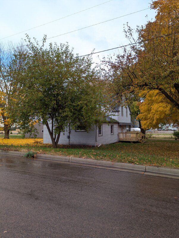 500 Skyview Ave, Lafayette, MN 56054 - photo 3