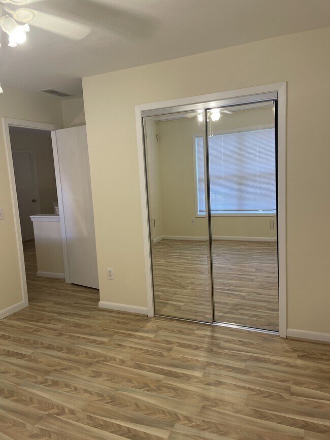 11080 Kimball Crest Dr, Alpharetta, GA 30022 - photo 5