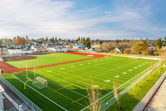 North Middle School is located in the Riverside neighborhood of Everett.