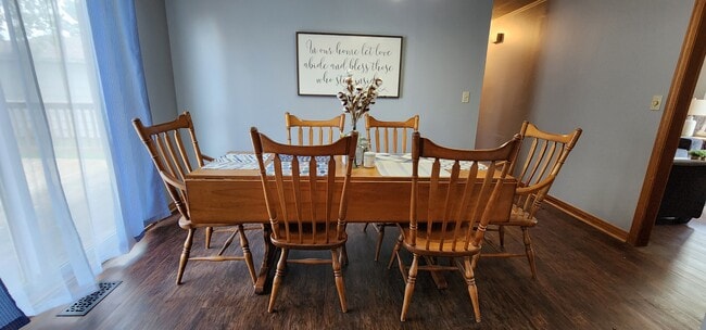 817 W Commercial St, Lyons, KS 67554 - photo 7