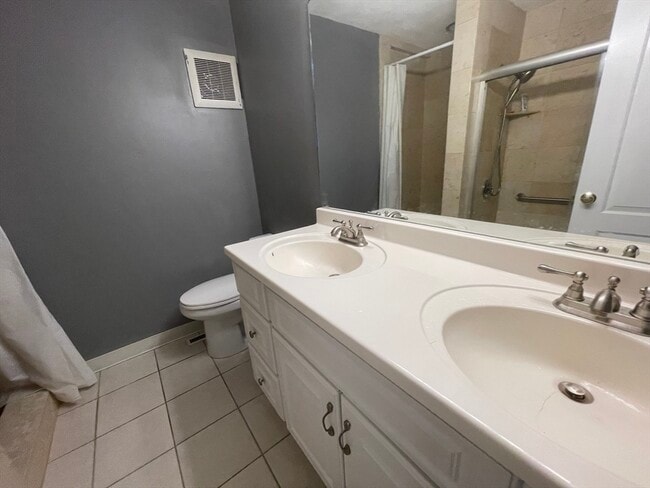 141 Beaconsfield Rd unit 20, Brookline, MA 02445 - photo 3