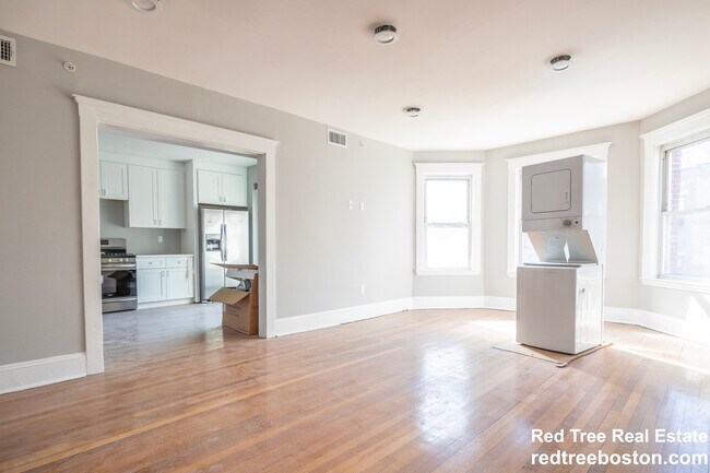 190 Kelton St unit 3, Boston, MA 02134 - photo 3