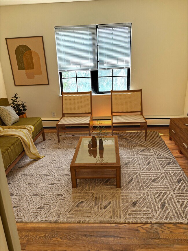 Dartmouth House, Swarthmore, PA 19081 - photo 2