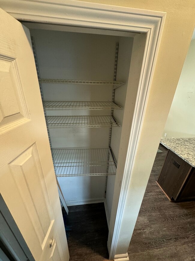 34 N North Shore Dr unit 1, Lake Orion, MI 48362 - photo 7