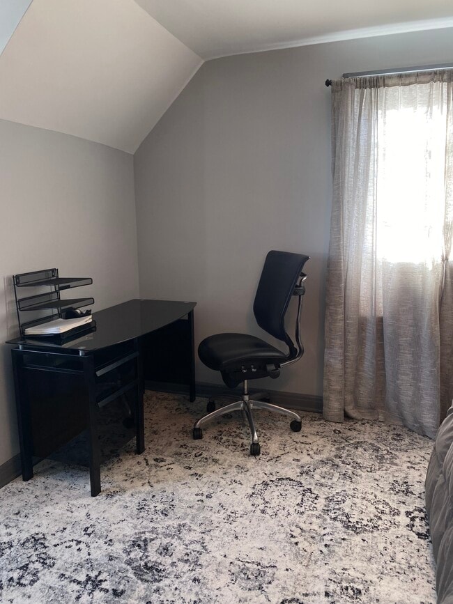 3710 Ruskin Place unit Private Room, Indianapolis, IN 46205 - photo 3