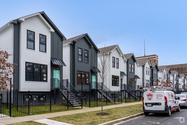 There are many options for townhouses in Tri-Taylor.