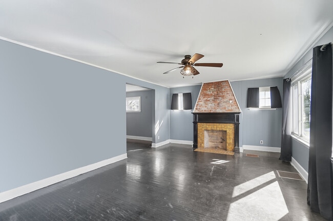 610 Salisbury Rd, Waverly, OH 45690 - photo 3