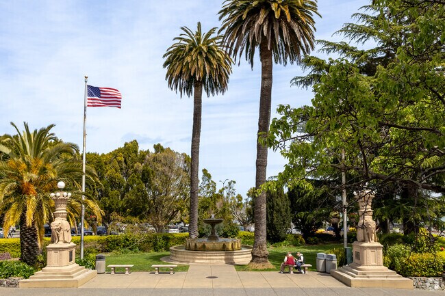 At the Center of Sausalito Sits Plaza Vina Del Mar Park