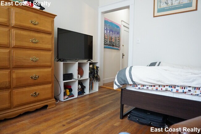 76 Gordon St unit 1, Boston, MA 02135 - photo 3