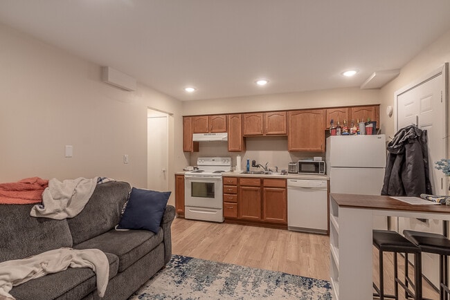 157 E Welcome Ave unit 1, Mankato, MN 56001 - photo 3